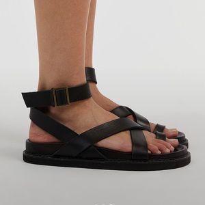 THE BALI TAILOR LENI BLACK SANDAL - DISSH